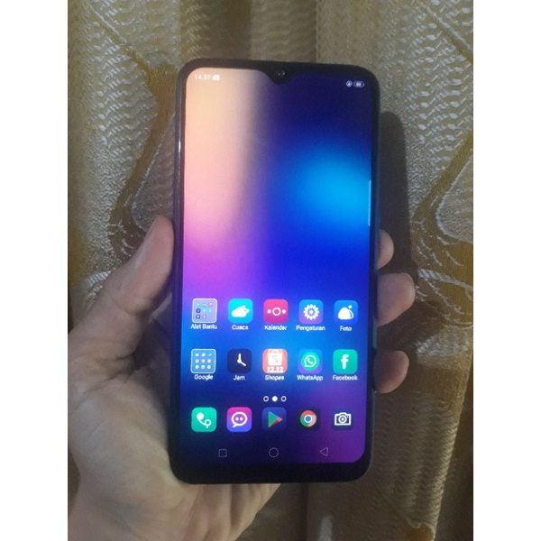 oppo a7 ram 4 rom 64 (second)