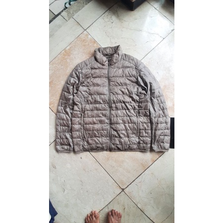 UNIQLO ULTRALIGHT DOWN JACKET