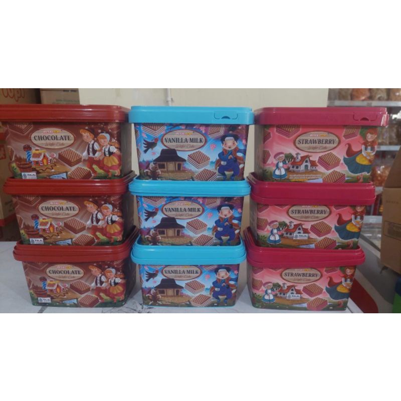 

Wafer biskitop kemasan toples kotak 1 karton isi 12 kotak