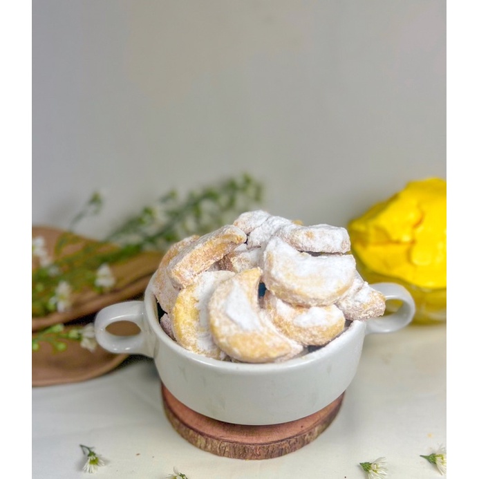 

Chumy | Kue kering putri salju