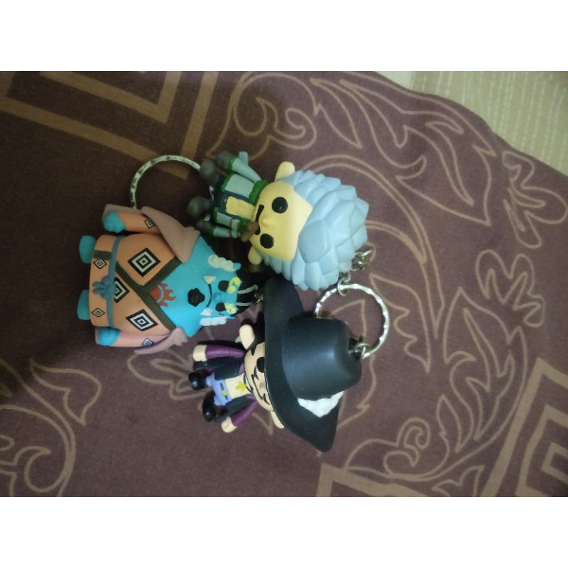 gantungan kunci karet strap ganci one piece Mihawk Smoker Jinbe Luffy Nami Zoro Robin Sanji Usop Cho