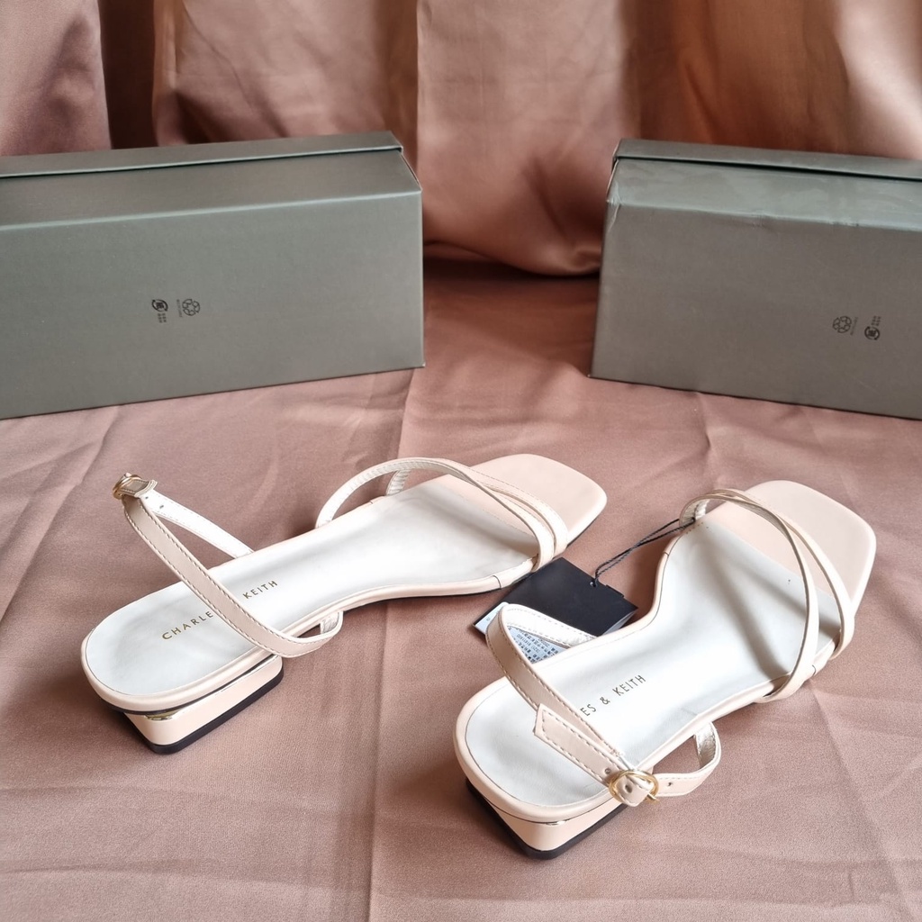 SANDAL WANITA STRAPPY SLINGBACK