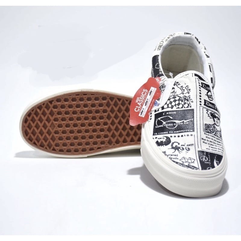 Sepatu Sneakers Vans news paper  Slip On Slop  Couple Cewek Cowok Kado Hadiah Hangout Santai Jalan nyaman di pakai keren kece