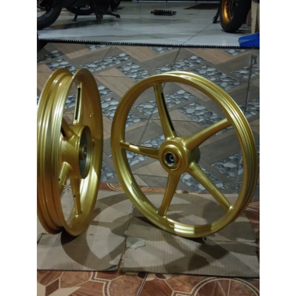 velg copy rcb rossi