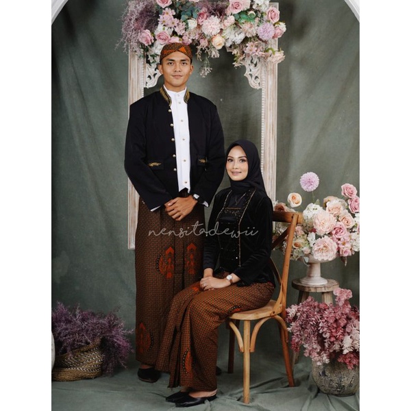 [1 Set, HT/HBD03A] Baju Prewed Adat Jawa - Solo / Model Hewes, Nuansa Hitam