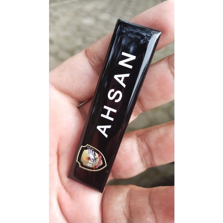 

Nametag custom resin papan nama sesuai pesanan badge premium elegan