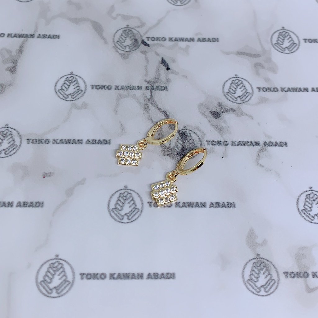 Anting Dewasa Model Persegi *66