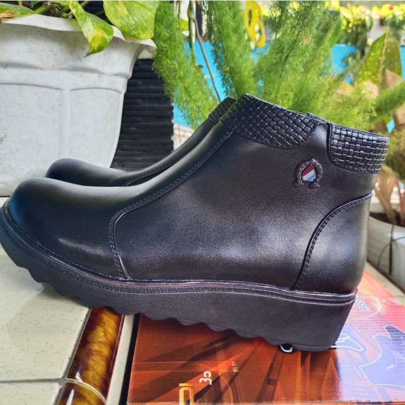 Sepatu Booth Wanita Sepatu Medali Kulit Asli Sepatu Kerja Polwan Secwan Sus PNS