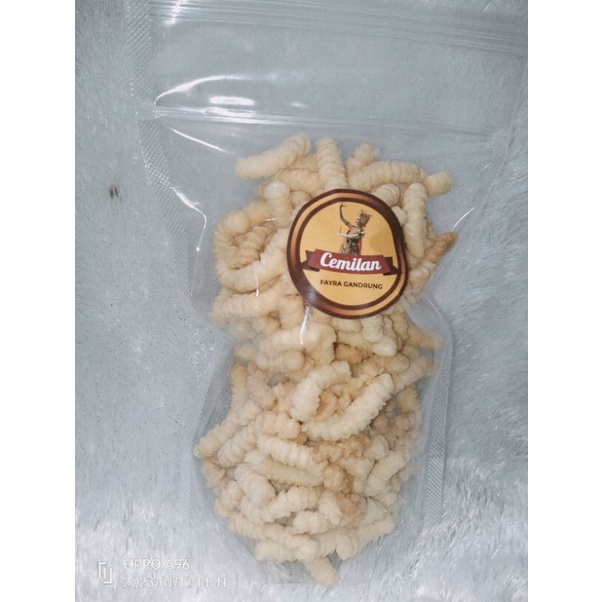 

cemilan fayra gandrung 100gr