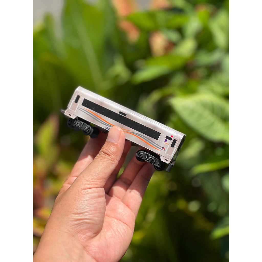 Miniatur Kereta Api Indonesia Gerbong Eksekutif Stainless Steel | Mainan Kereta Api - Hunting Mainan
