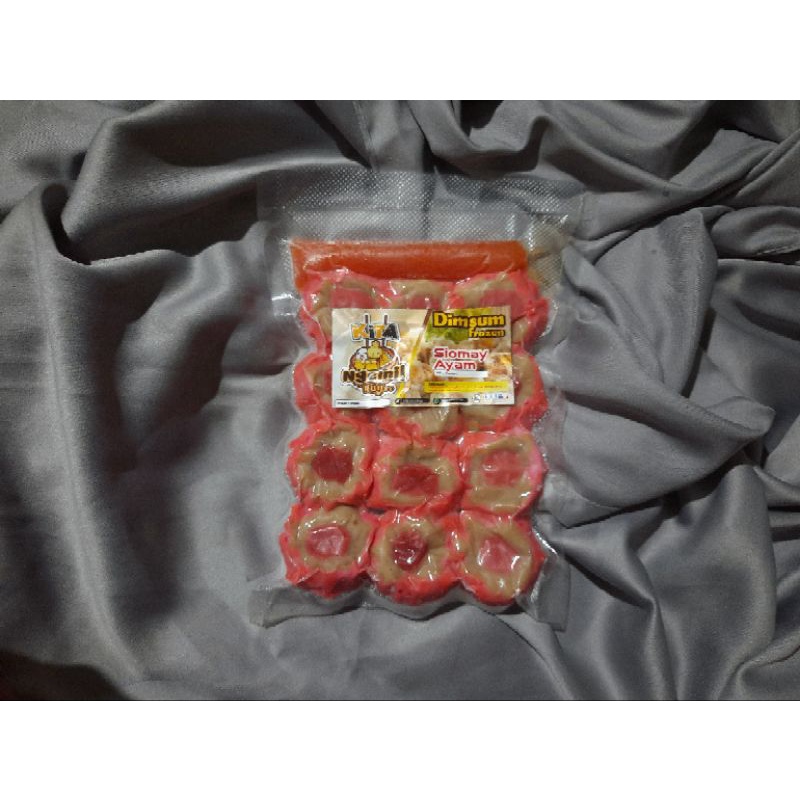 

Dimsum Siomay Ayam Frozen Halal Non Pengawet Press Vacum Kemasan Extra Medium