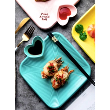 

Dijual PIRING Keramik Unik SEKAT LOVE dengan sekat tempat sambal bahan tebal - SEKAT LOVE TOSKA Berkualitas