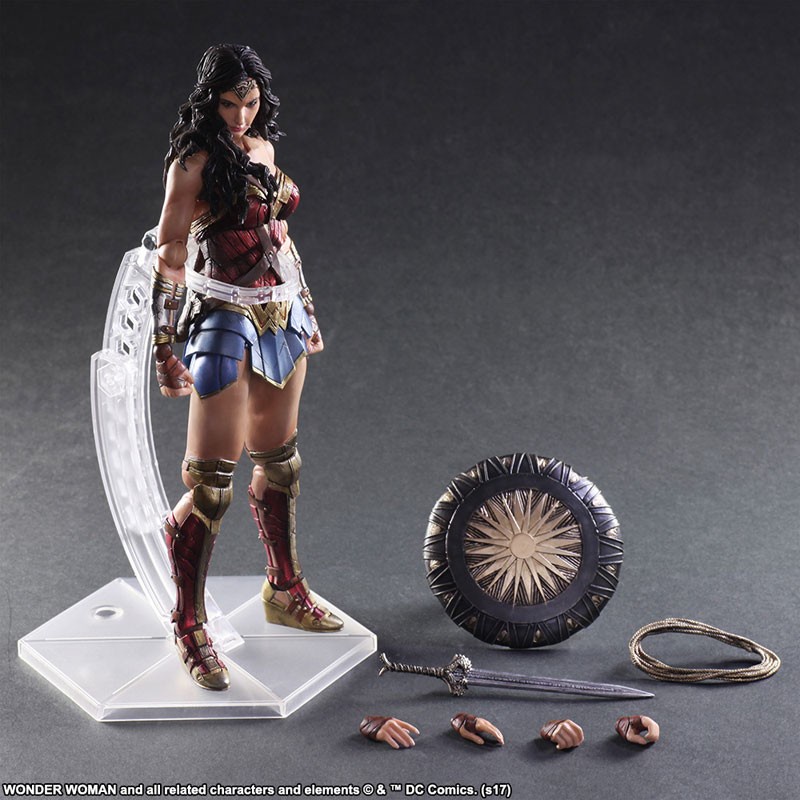 Play Arts Kai Wonder Woman
