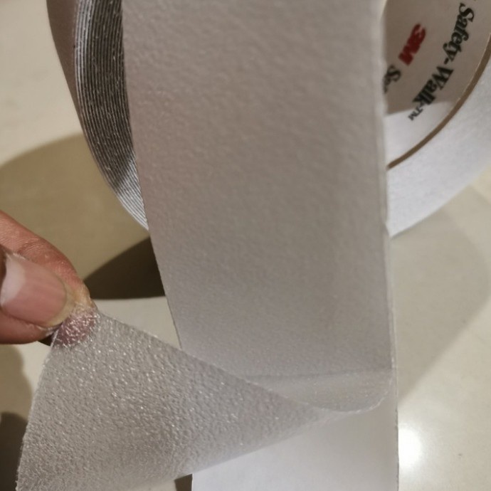 

Selotip Original 3M - Anti Slip Lantai - Anti Licin Licin Kamar Mandi 2,5Cm