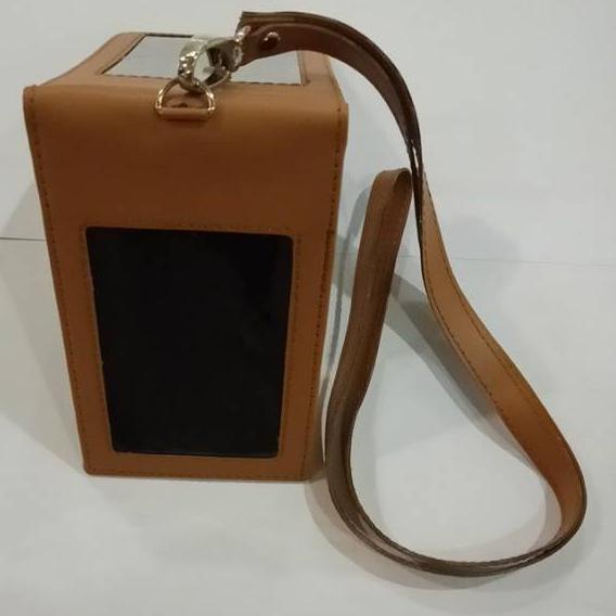 

マ Name tag id card tali kulit warna coklat dua muka magnet bagus Special