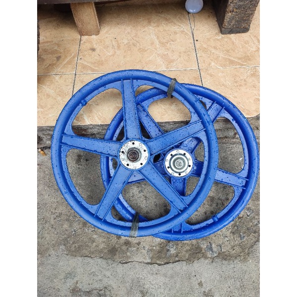 Velg bintang  Bmx RIMS 20 plastik atom biru