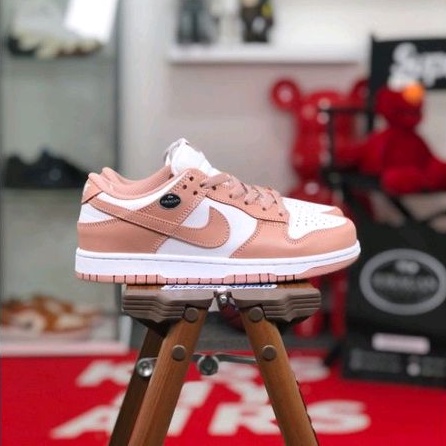 Nike Dunk Low &quot;Rose Whisper&quot;