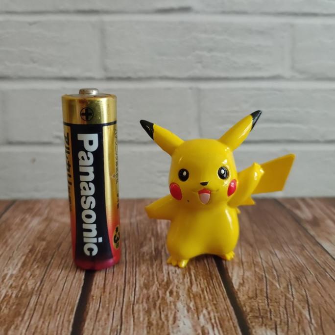 Moncolle Pokemon - Pikachu Waving Hand (Loose)