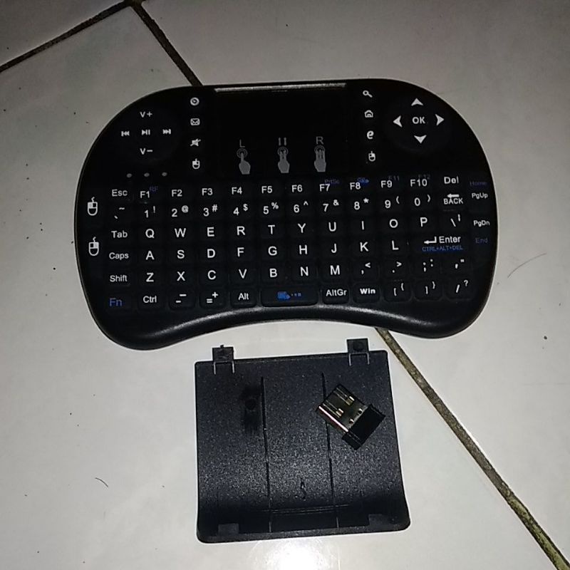 Keyboard Mini bisa di charge / Recharge wireless For Tv Box