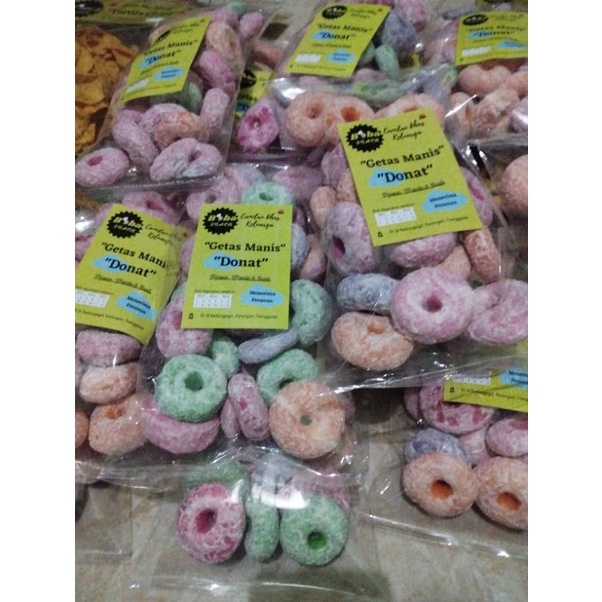 

CAMILAN KELUARGA, JAJANAN JADUL, GETAS MANIS DONUT WARNA WARNI