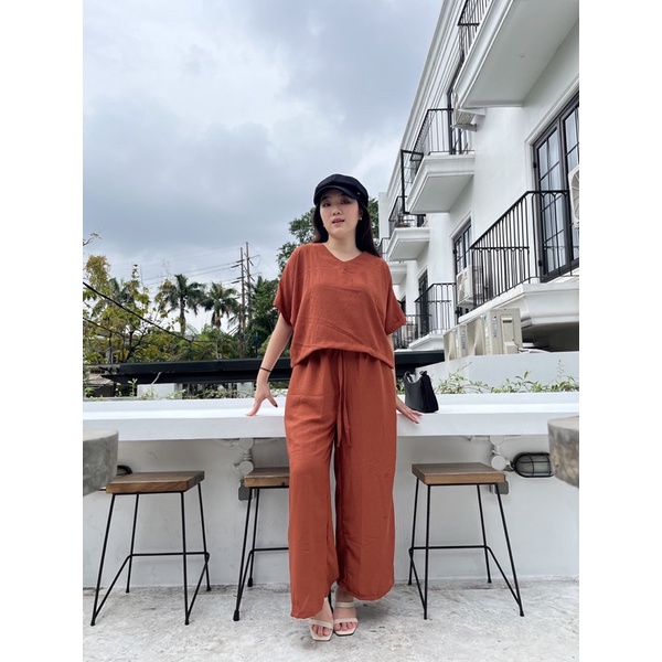 MEIRA ONESET CROP OVERSIZE - setelan cp kalong wanita dewasa