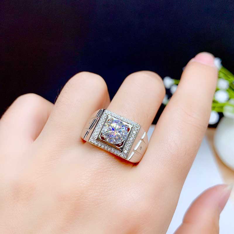 Gaya Sederhana S925 Perak Berlian Kristal Pria Fashion Perhiasan Baja Titanium Pernikahan Pertunangan Rings