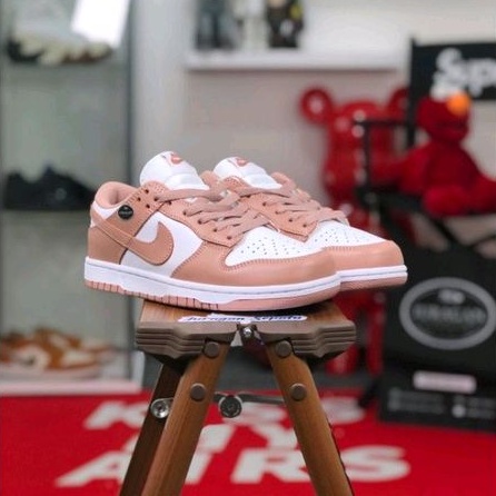 Nike Dunk Low &quot;Rose Whisper&quot;