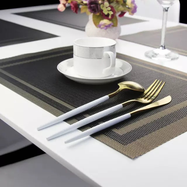 (SerbaSerbi )Tatakan Piring Motif Mnimalis / Alas Piring / Placemats Mewah Dan Elegant  45x30 Cm