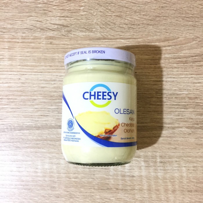 

Terlaris ✨ - Cheesy Spread Cheddar Cheese 240gr 2.1.23