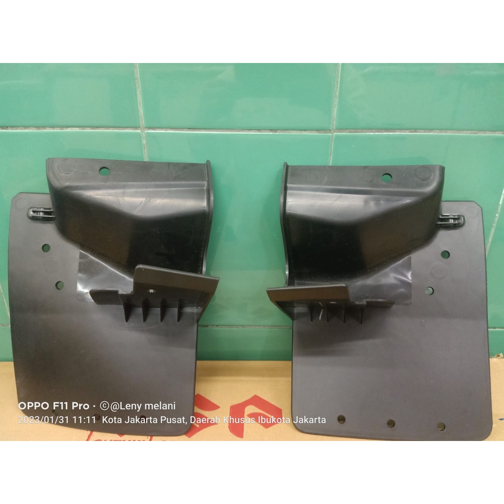 Karpet roda mud guard belakang APV