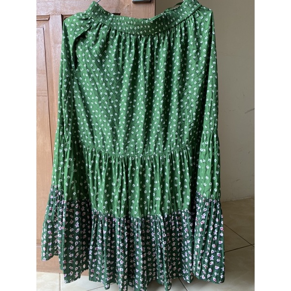 preloved skirt uniqlo Paul & joe