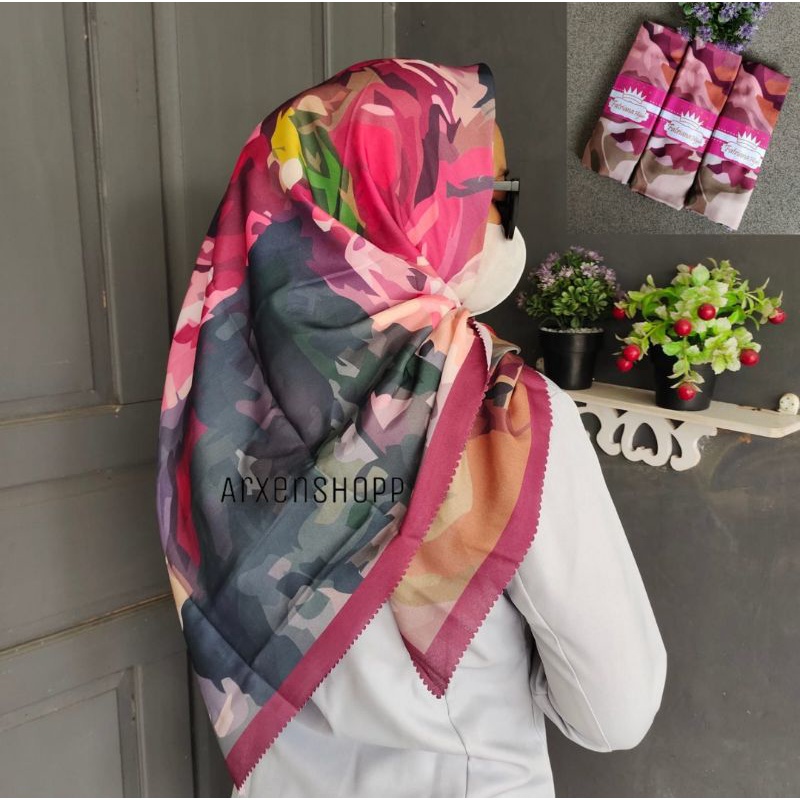 HIJAB VOAL DENAY segiempat motif lasercut printing premium/Edisi Agustus/merah putih