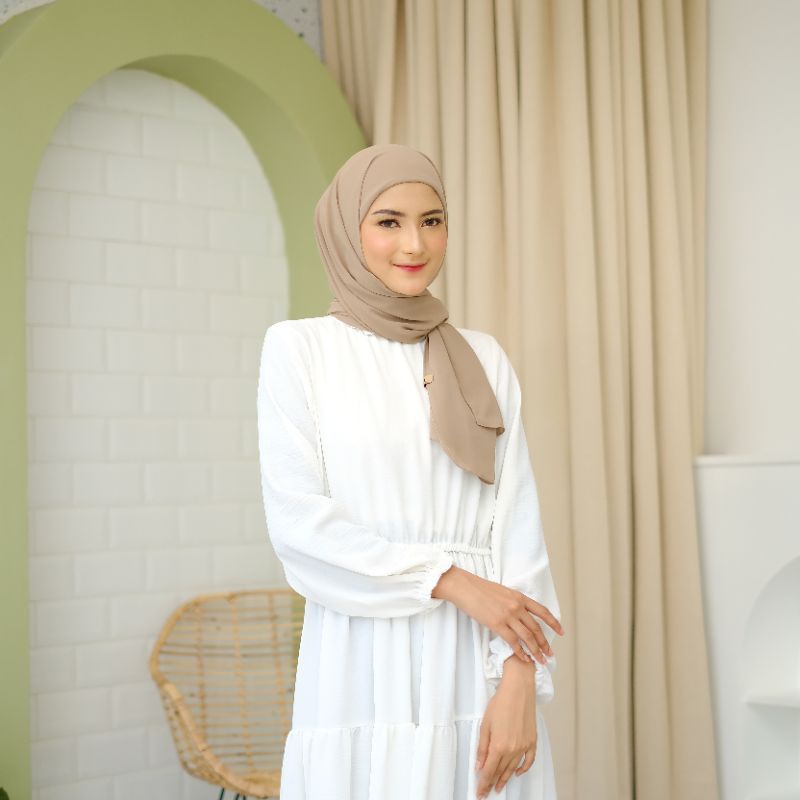 Hijab Pashmina Inner Ceruty Baby Doll 75 x 180 cm| Pashmina Inner | Pashmina | Kerudung Pashmina | P