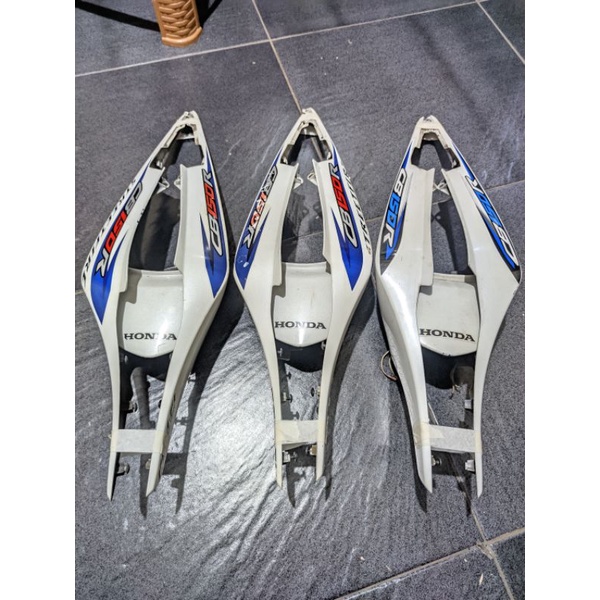 bodi body cb150r old OCB BODY OLD CB150R K15 | sayap belakang cb150r old k15