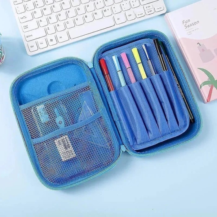 

Kotak Pensil 3D Timbul Anak Laki Tempat Pensil Dino Astronot Mobil