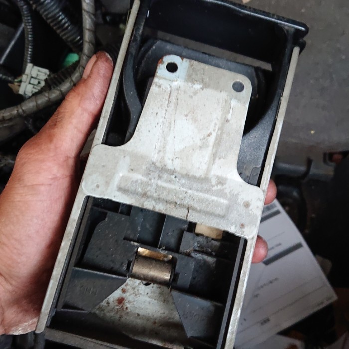 {BEKAS} cup holder kanan samping stir honda stream Berkualitas