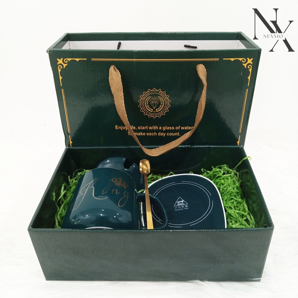 NEXXIO [HAMPERS ] SATU SET CANGKIR DENGAN ALAT PEMANAS AIR CANGKIR