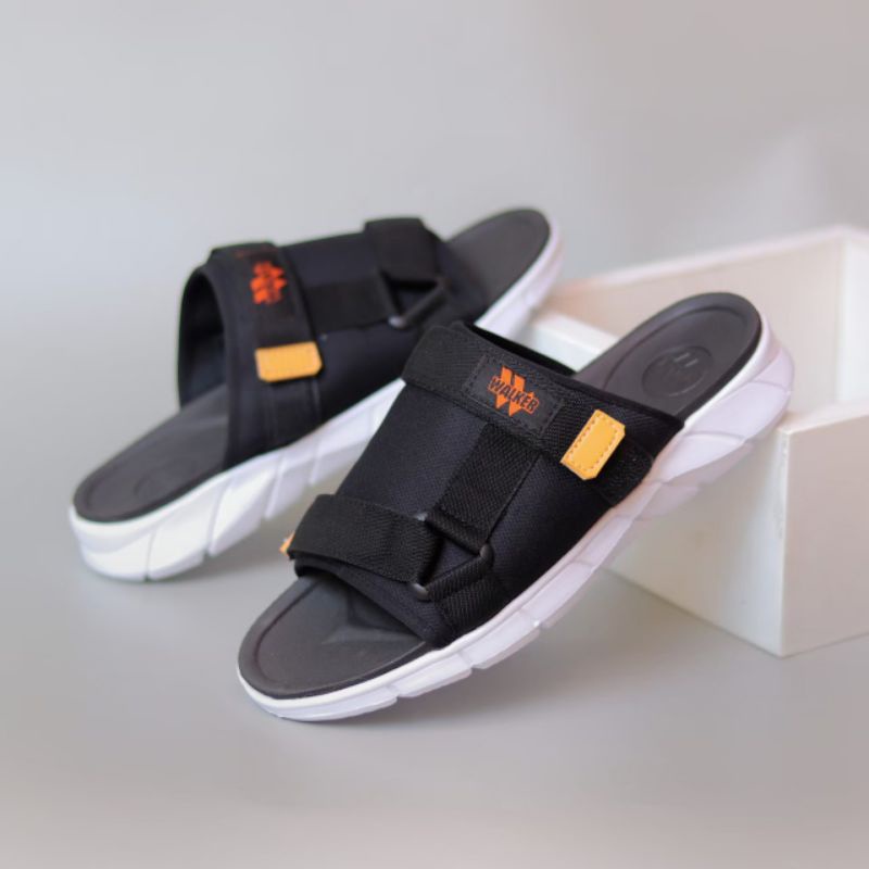 UNION | BIAS Sandal Casual Pria Slide Hangout Santai Slipers Cowo/Cowok Premiun Slide Pria Gaya Trendy Terbaru 2023