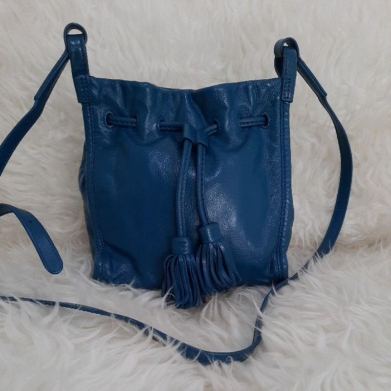 Preloved sling bag Fossil