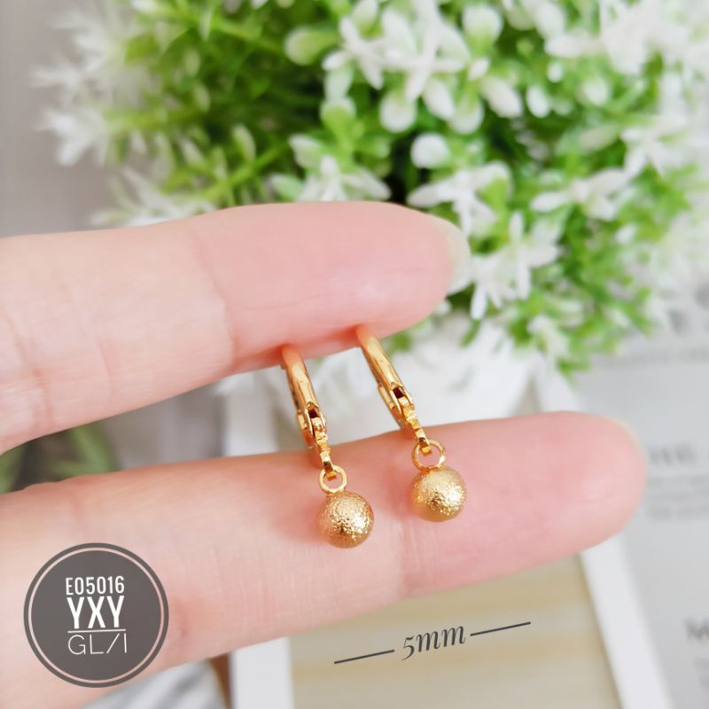 Anting yaxiya bola pasir gold (5mm dan 6mm) E05016