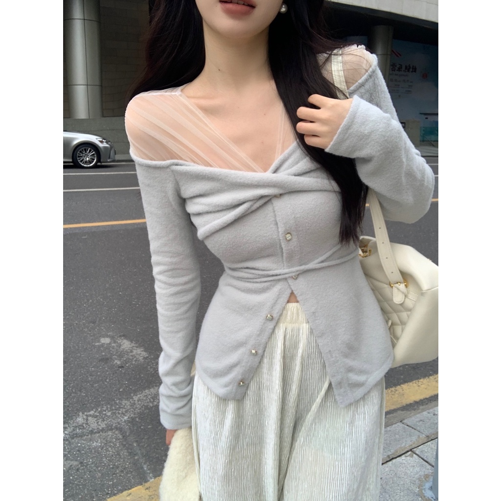 Red One-shoulder rajutan bottoming kemeja wanita musim gugur dan musim dingin mesh splicing slim-fit lengan panjang Perancis gaya barat sweater top