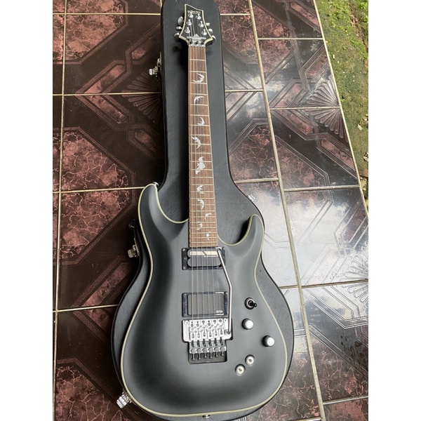 Gitar Schecter Damien Platinum 6 FR Sustainiac Stealth Black