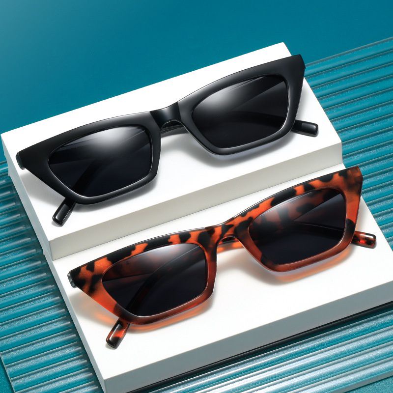 Kacamata Hitam Lensa Anti Silau Tahan Sinar UV Bentuk Lancip korea Style Sunglasses