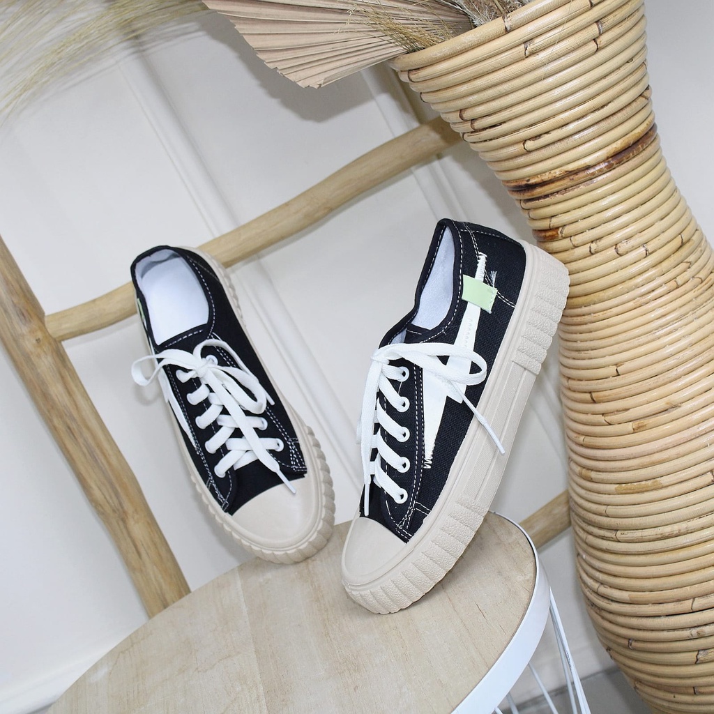 FREE BOX Dallia Sepatu Sneakers Wanita Sepatu Import Fashion Wanita Korea Termurah Sepatu Casual Sneakers Wanita Sport Shoes NS8805