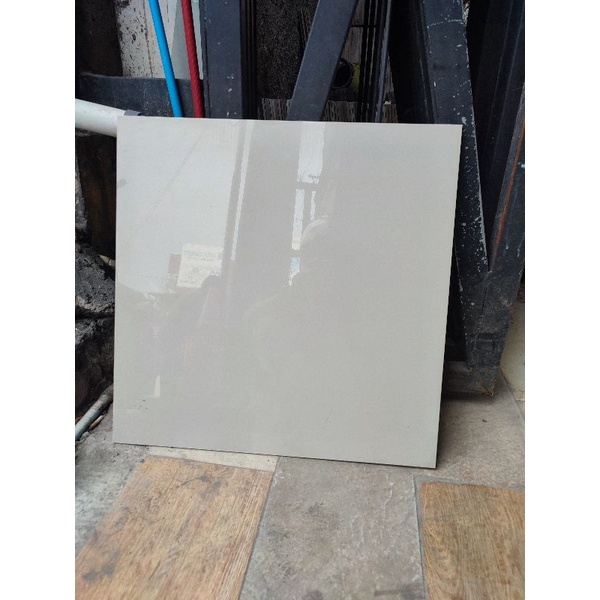 Granite lantai 60x60 Cream ivory / Valentino gress/kw-1/glossy