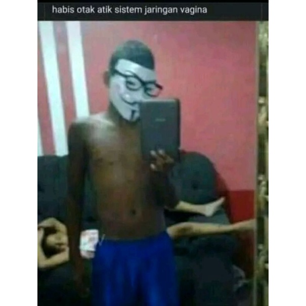 Topeng Hacker Anonymous Jamin bikin Ngeri bekas Bjorka