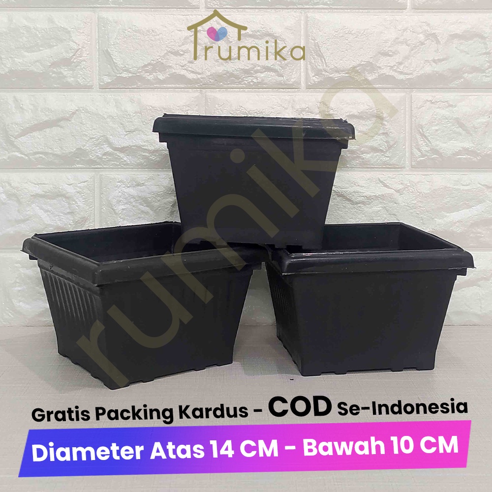 Pot Bunga / Pot Tanaman Hias Persegi  20 CM - Warna Hitam