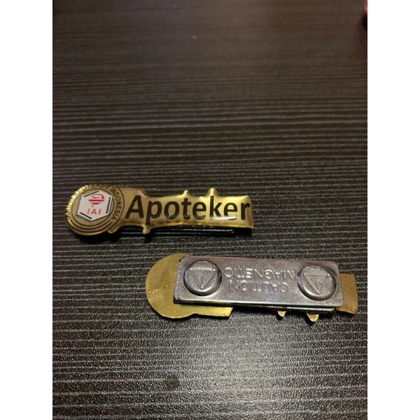 

Name tag Apoteker | Rancangan | Magnet