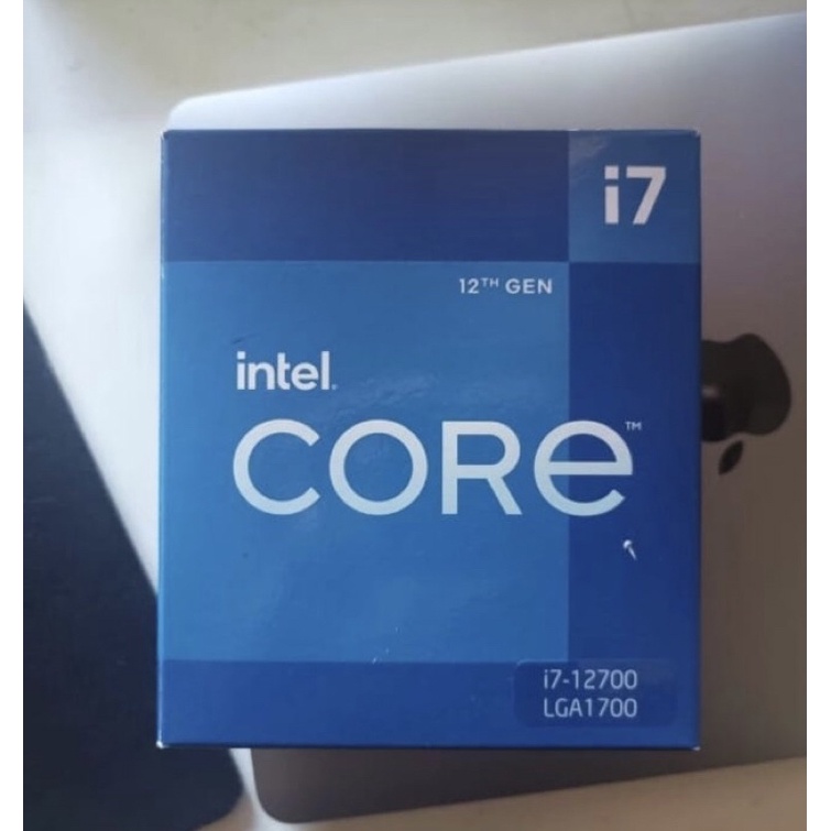 Intel Core i7 12700