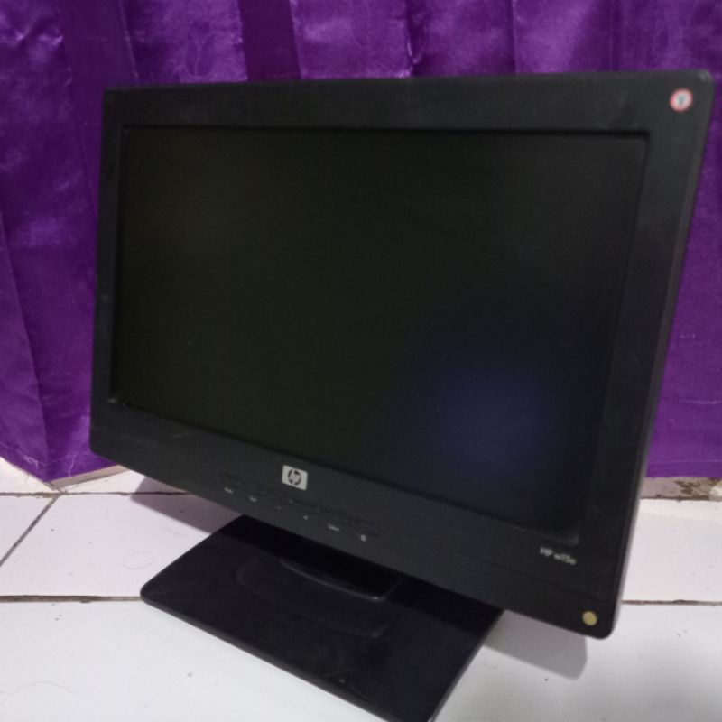 LED LCD Monitor PC Komputer CCTV 15 Inch Wide Garansi